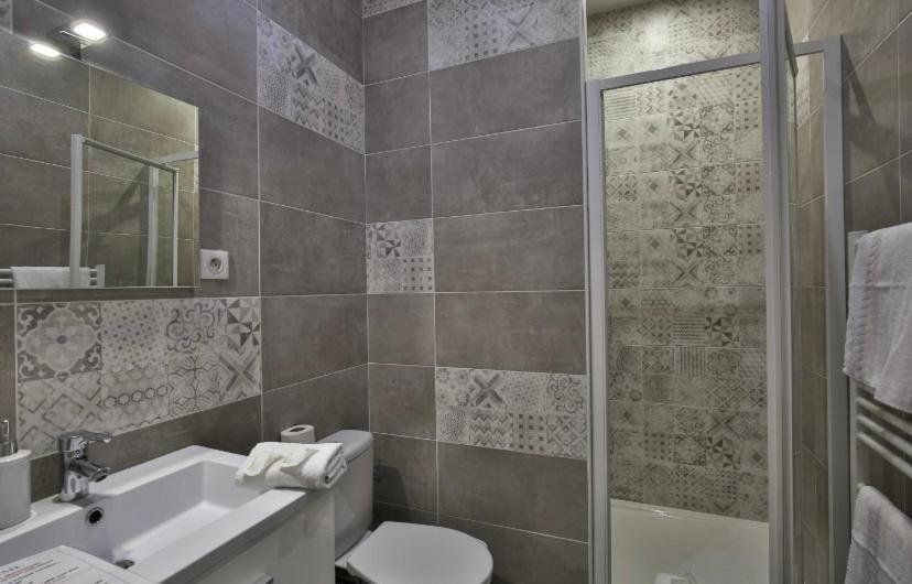 Coeur Du Vieux Apartment Nizza